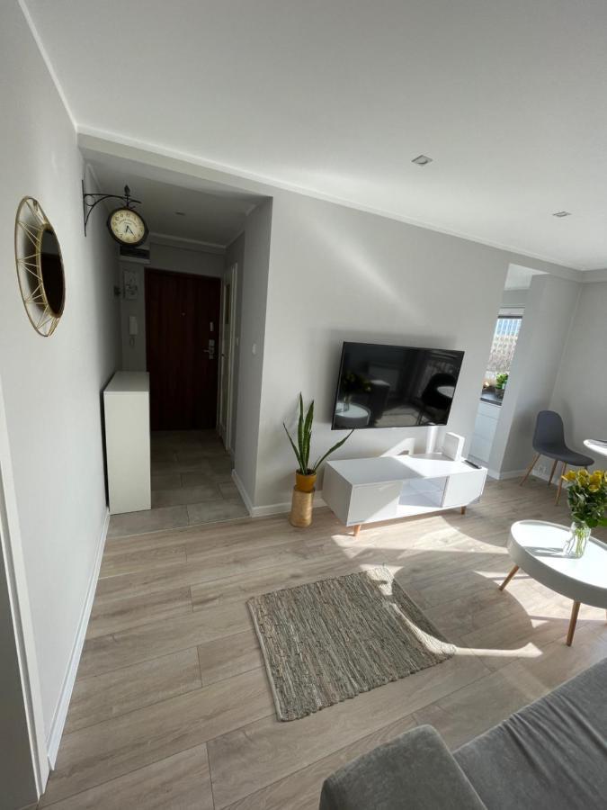Luxury White Apartment By Marta Ράντομ Εξωτερικό φωτογραφία
