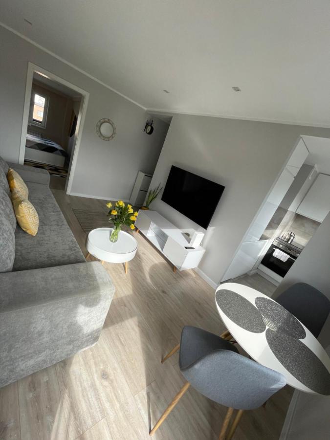 Luxury White Apartment By Marta Ράντομ Εξωτερικό φωτογραφία